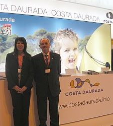The mayor of the Vendrell, Benet Jané, and the councillor of Tourism, Angels Turdiu, visit FITUR