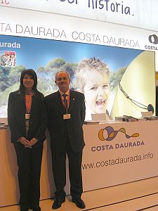 The mayor of the Vendrell, Benet Jané, and the councillor of Tourism, Angels Turdiu, visit FITUR