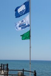 Les platges del Vendrell revaliden l’adaptació a les ISO mediambiental i de qualitat del seu entorn marítim